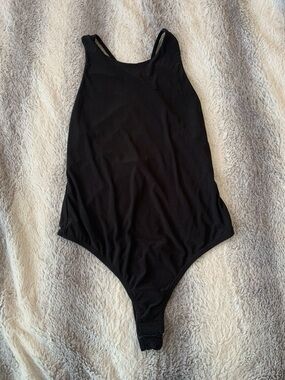 4/$30 Fashion Nova Black Sleeveless Bodysuit